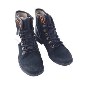 NEW Comfortiva Tomeo Black Suede Boots 7W Wide Leather and Calf Hair Lace Up Zip